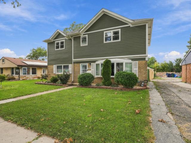 House for sale in Evergreen Park, Cook County