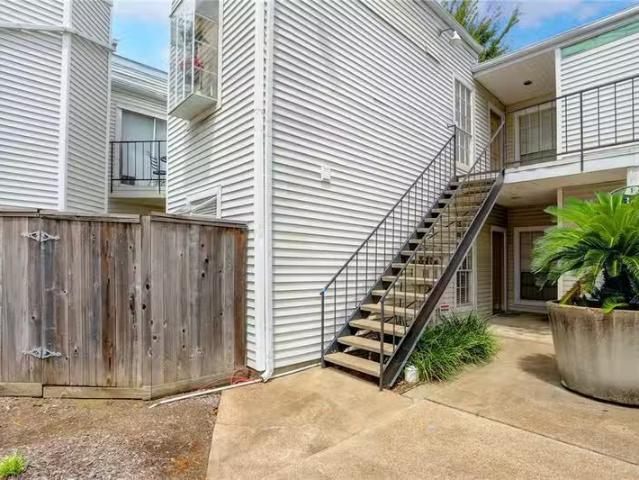 Condo for sale in Houston