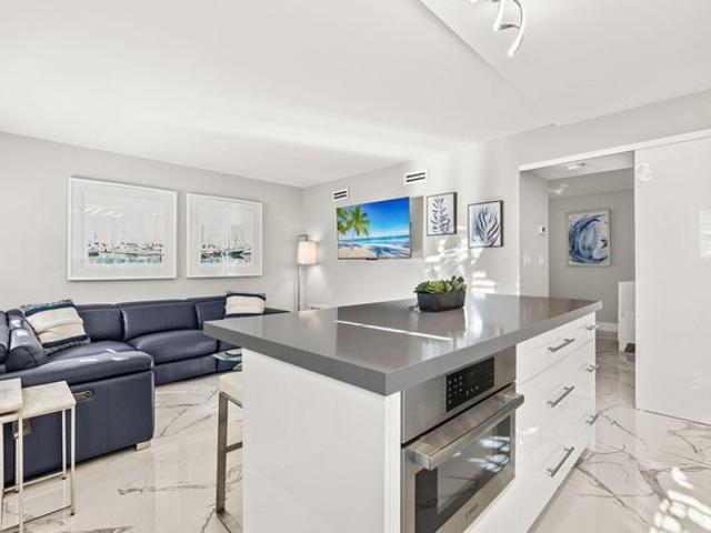 Condo for sale in Naples, Collier County