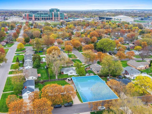 House for sale in Ashwaubenon, Wisconsin