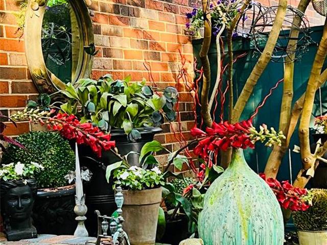 Condo for sale in Bloomfield Hills