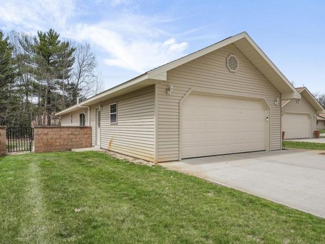 House for sale in Green Lake, Michigan