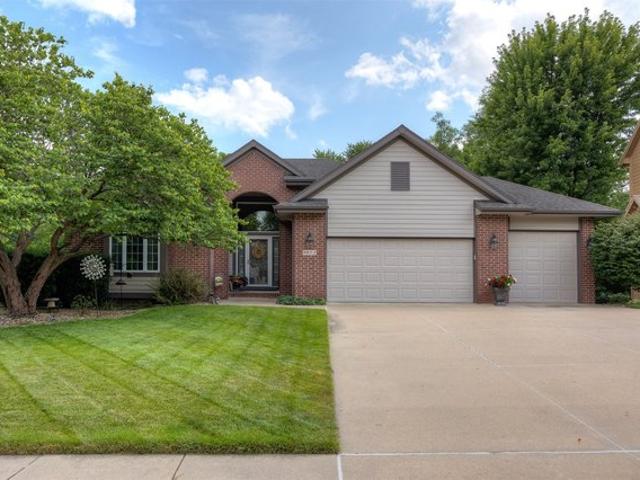 House for sale in Urbandale, Iowa