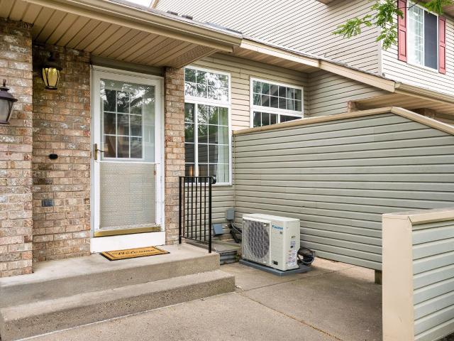 Townhouse for sale in Cottage Grove, Minnesota