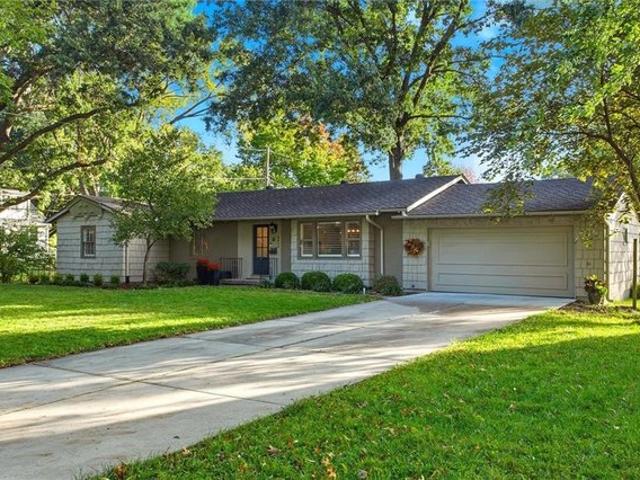 House for sale in Ranch View, Overland Park