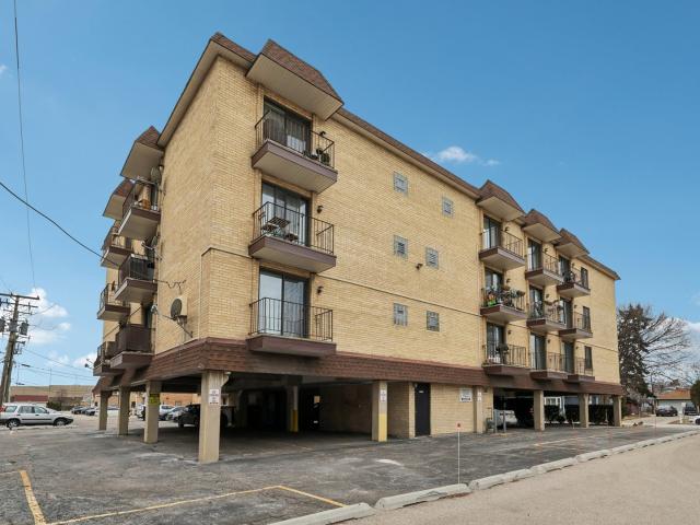 Condo for sale in Schiller Park, Illinois