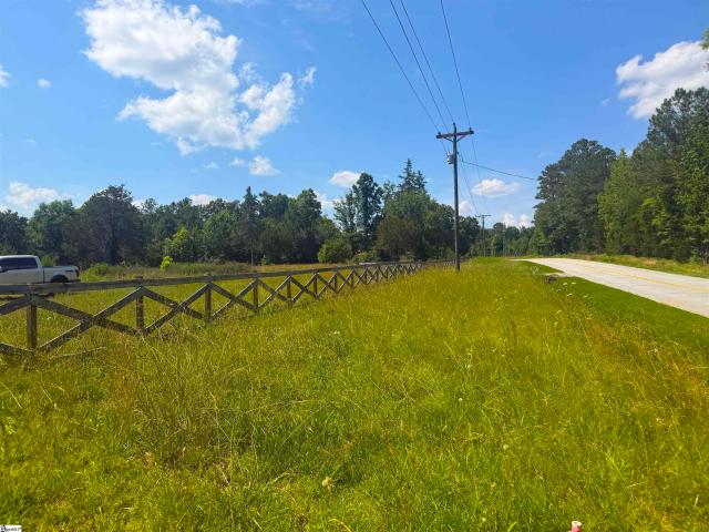 Land for sale in Waterloo, South Carolina