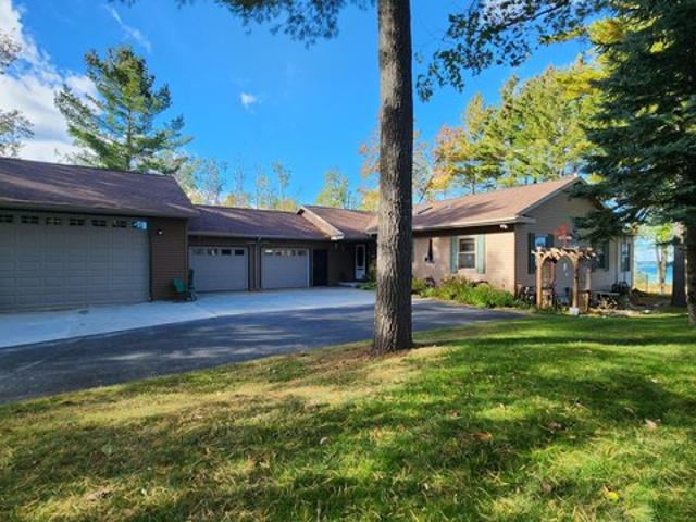 House for sale in Cheboygan, Cheboygan County