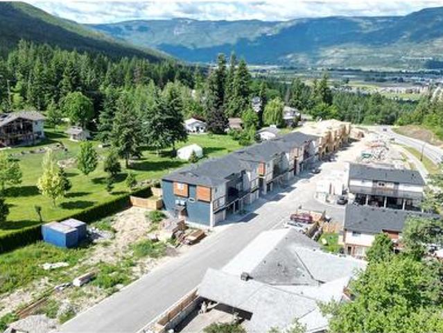 House for sale in Salmon Arm, British Columbia