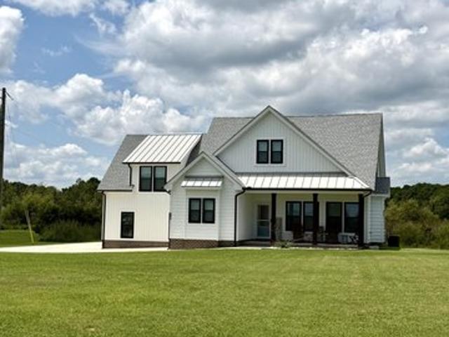 House for sale in Coinjock, North Carolina