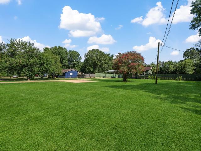 House for sale in Shepherd, Texas