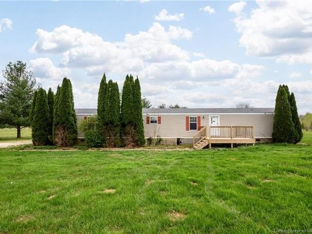 House for sale in Elizabeth, Indiana