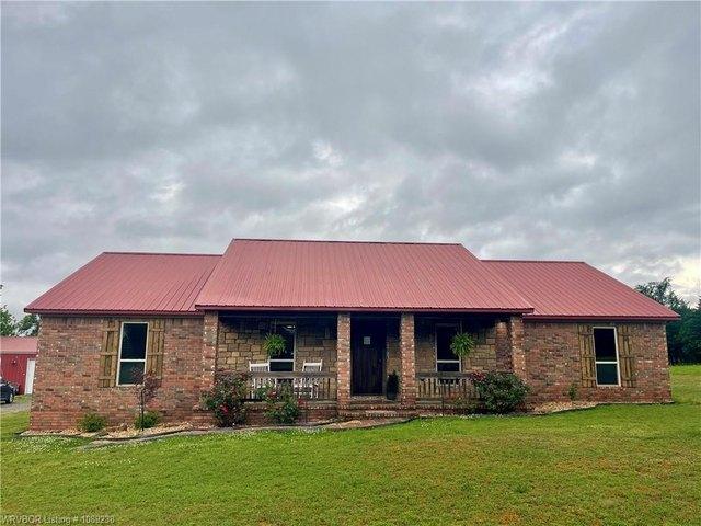 House for sale in Ark