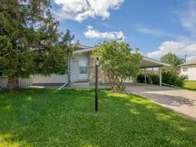 House for sale in Grande Prairie, Alberta