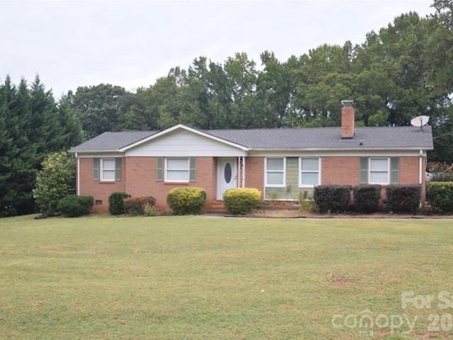 House for sale in Mecklenburg, North Carolina
