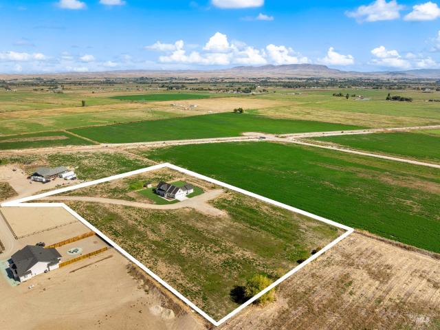 House for sale in Emmett, Gem County