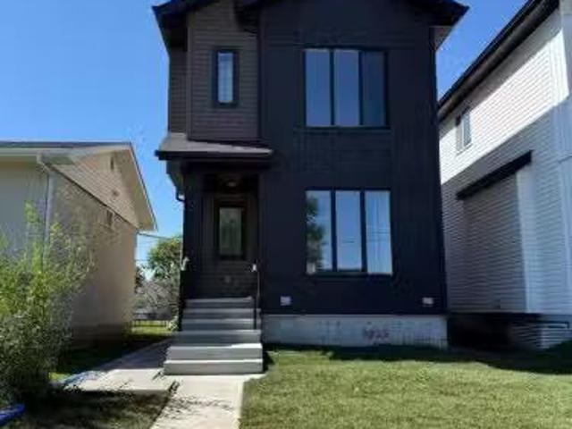 House for sale in Wedgewood, Alberta