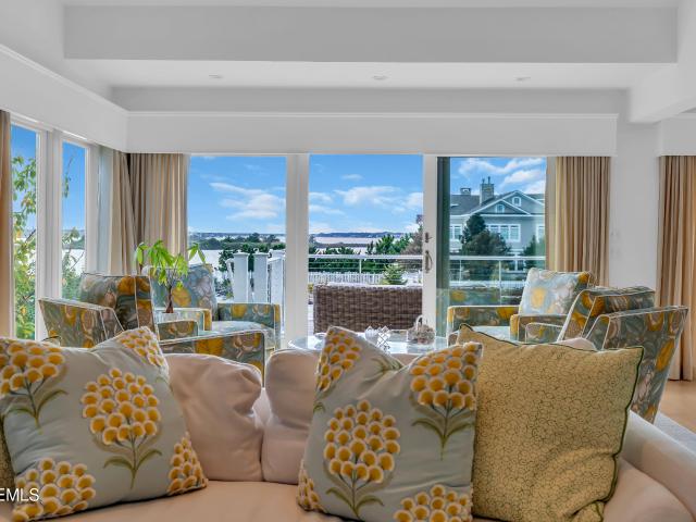 House for sale in Mantoloking, New Jersey