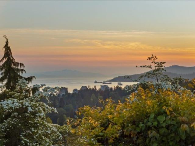 House for sale in West Vancouver, British Columbia