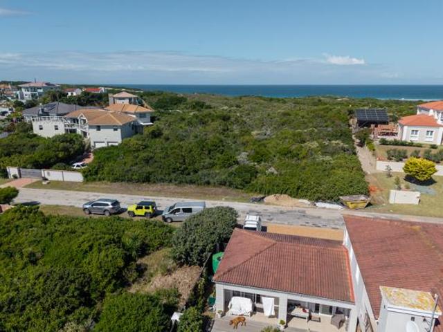 Land for sale in Cape St Francis, Eastern Cape