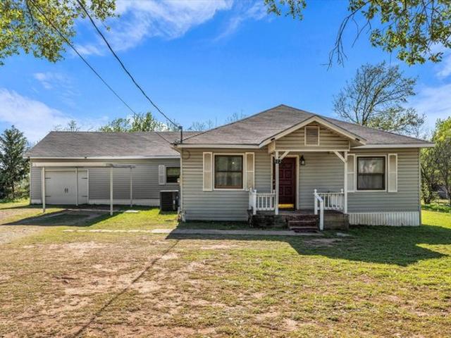 House for sale in Lorena, Texas