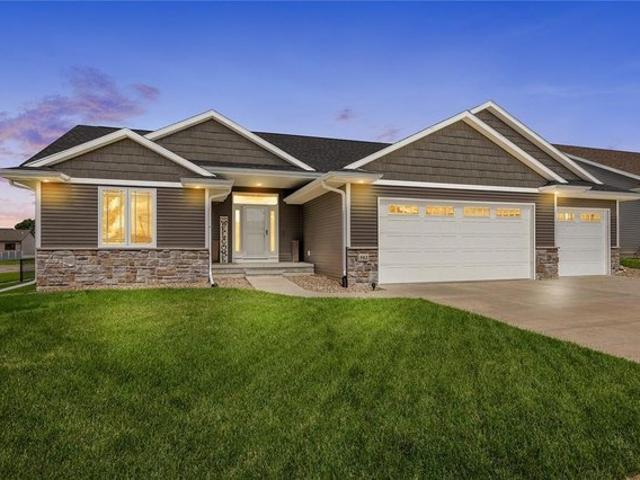 House for sale in Linn, Iowa