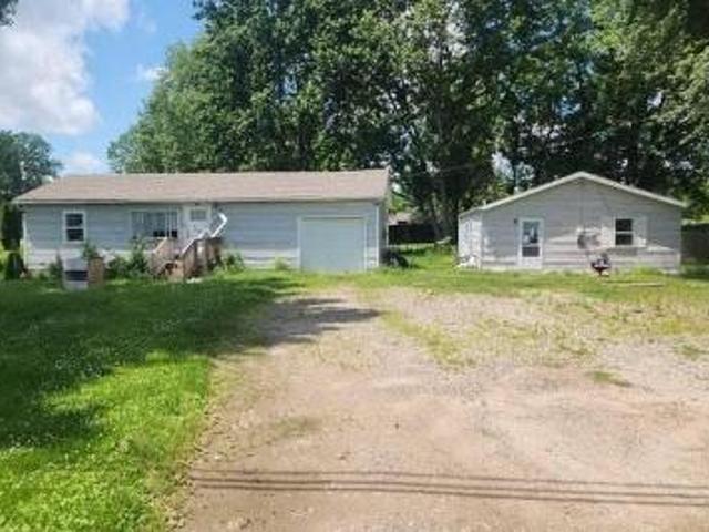 House for sale in Owosso House for sale in Owosso