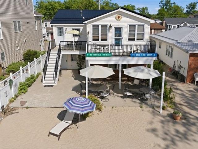 House for sale in New York
