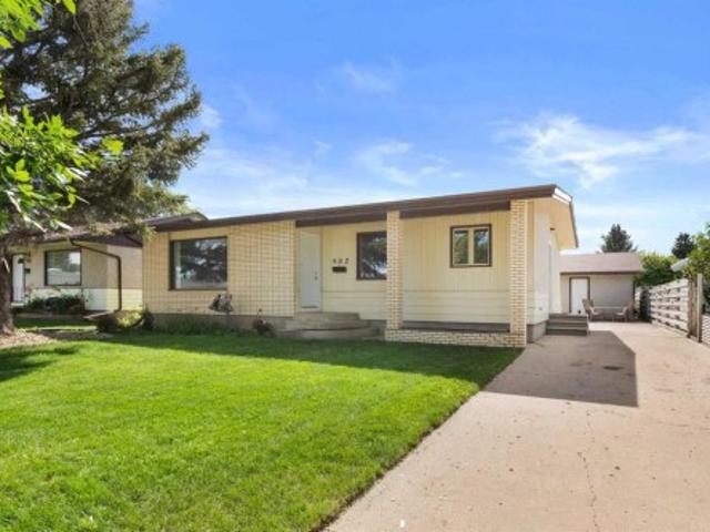 House for sale in Medicine Hat, Alberta