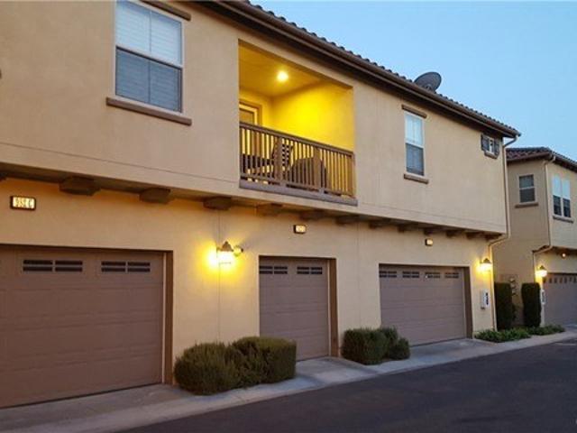 Condo for rent in Azusa, California