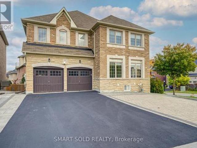 House for sale in Copper Hills, Newmarket