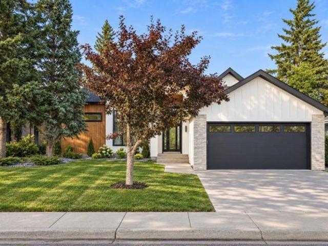 House for sale in Oakridge, Calgary