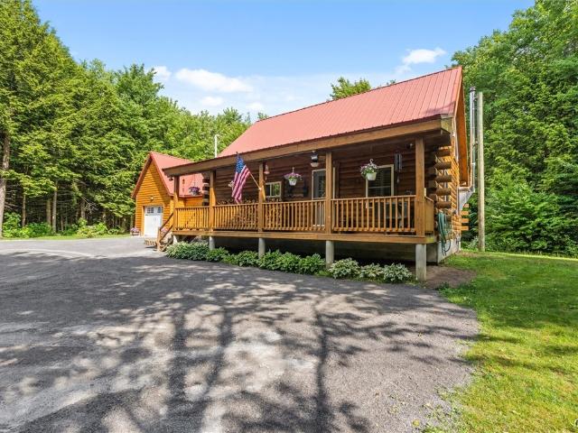 House for sale in Oneida, New York