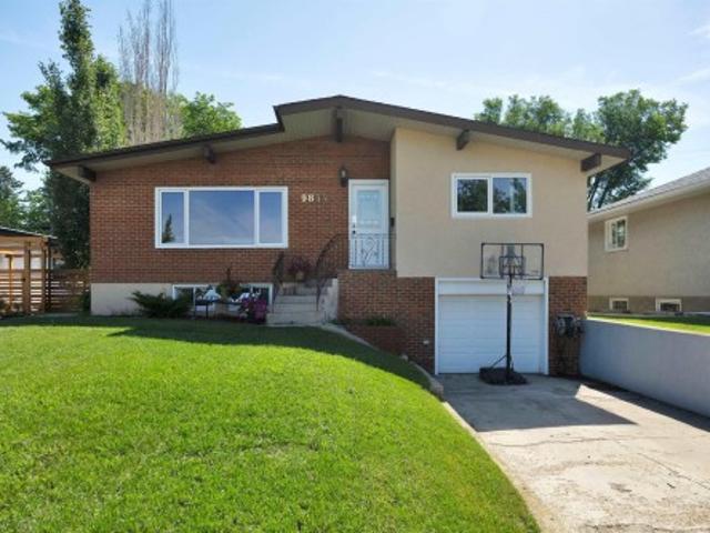 House for sale in Wedgewood, Alberta