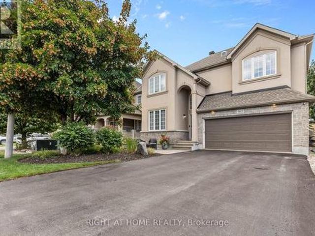 House for sale in Notting Gate, Ottawa