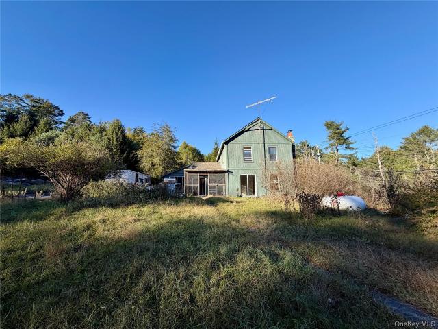 House for sale in Fowlerville, Sullivan County