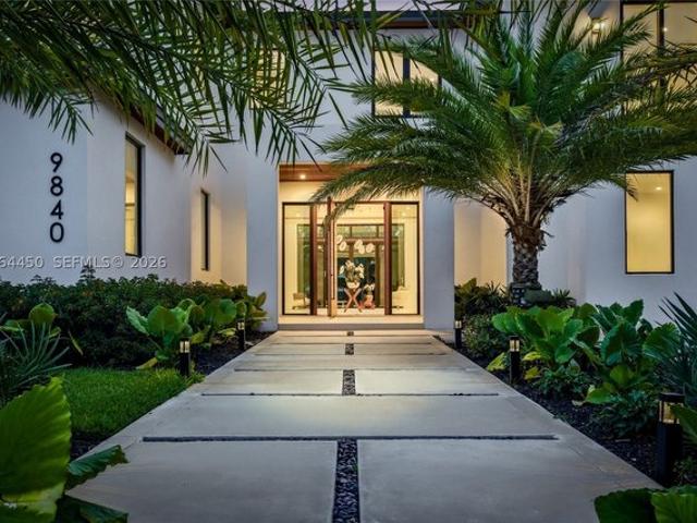 House for sale in Pinecrest, Florida