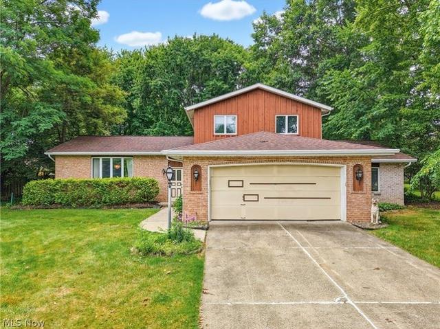 House for sale in Hinckley, Ohio