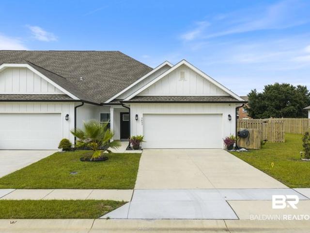 Townhouse for sale in Foley, Alabama