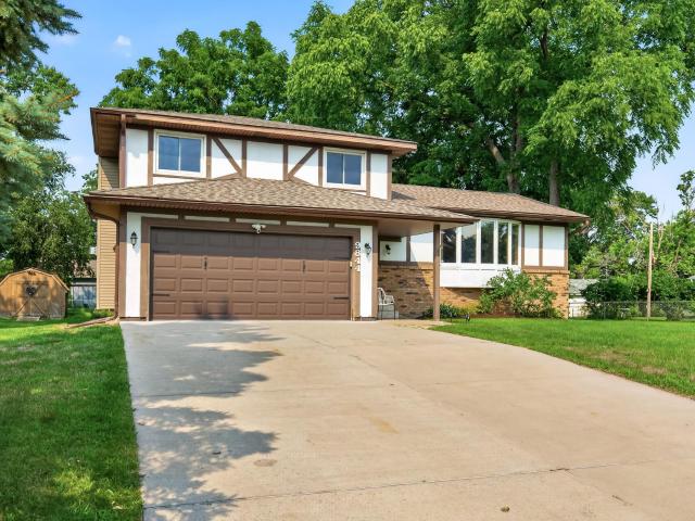 House for sale in Coon Rapids, Minnesota