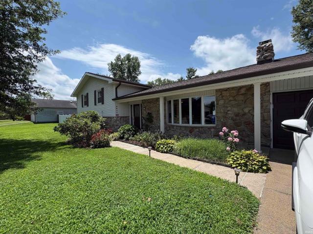 House for sale in Newburgh, Indiana