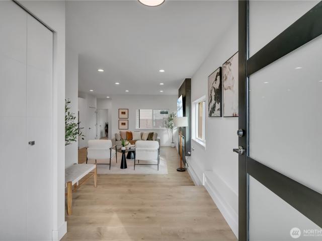 Condo for sale in Seattle, Washington