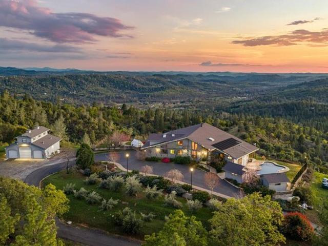 House for sale in Murphys, California