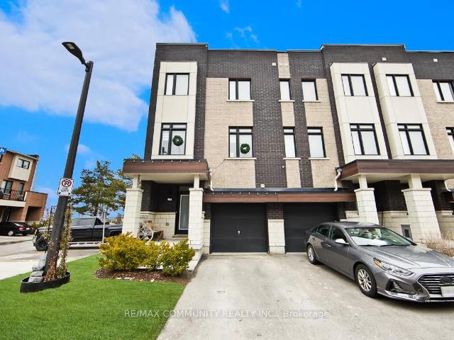 Townhouse for sale in Woburn, Ontario
