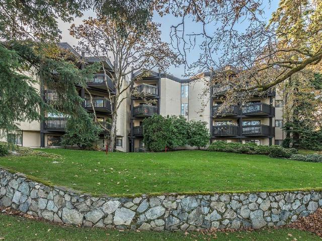 Apartment for rent in Saanich, British Columbia