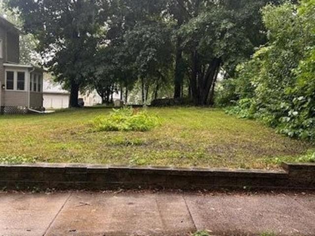 Land for sale in Greater East Side, Ramsey