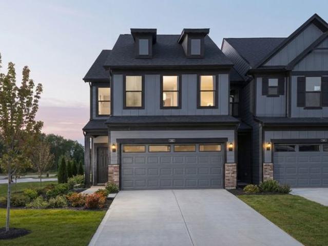 Townhouse for sale in Fishers, Indiana