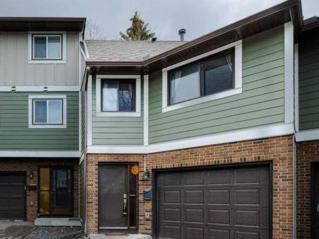 House for sale in Calgary