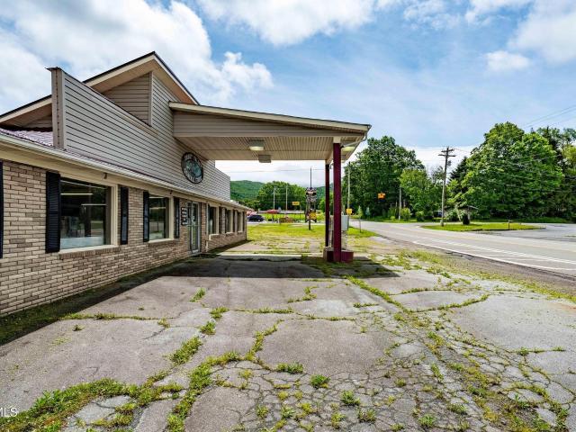 Commercial for sale in Tennessee