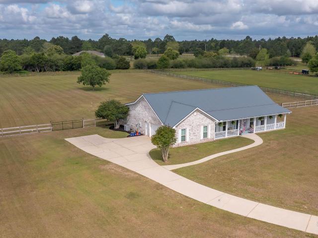 House for sale in Elberta, Alabama